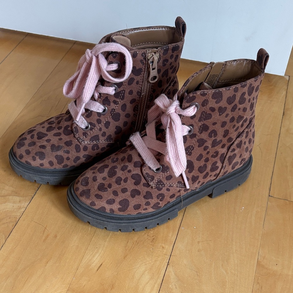 Cat & Jack Brown Leopard Print Kids Boots with Pink Laces